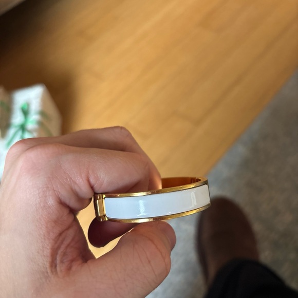 Hermés Clic H Bracelet - Picture 6 of 9